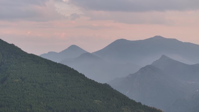 山西五台山东台日落光影