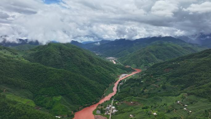 航拍云雾山