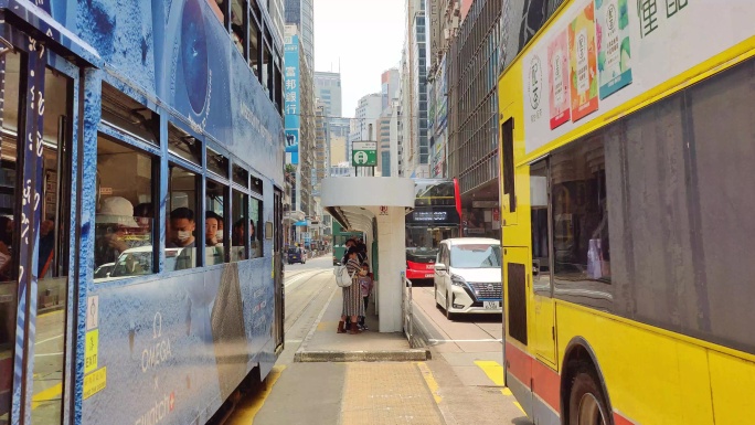 香港叮叮车在两边经过视频8K