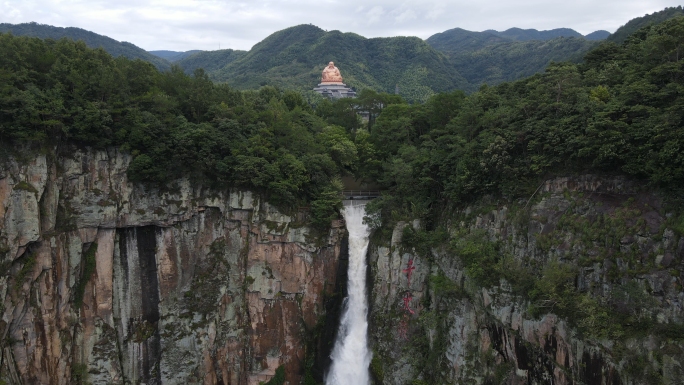 宁波雪窦山千丈岩瀑布航拍