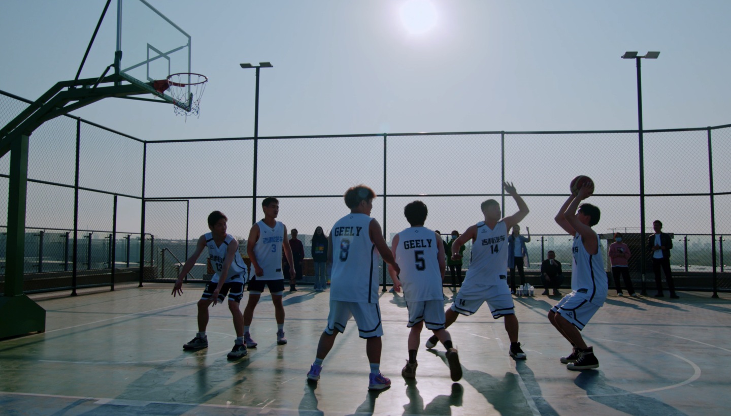 篮球少年 亚运会比赛项目 小伙子青春