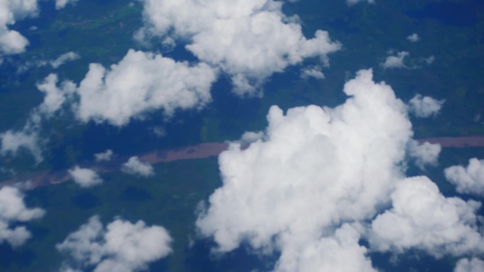 高空浮云云朵云层云彩自然风光