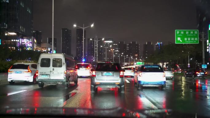 下雨天开车画面实拍