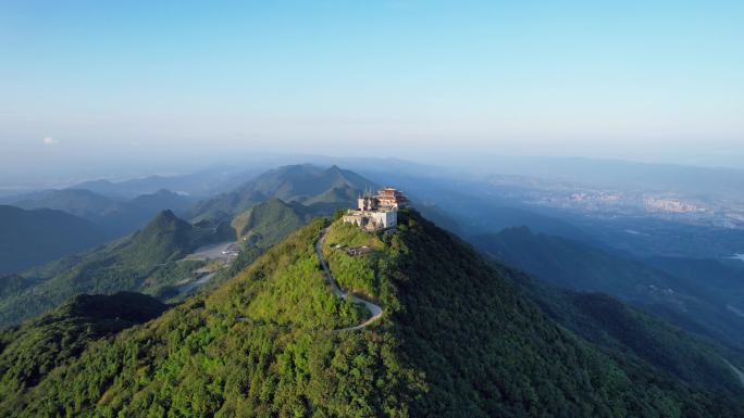 航拍华蓥山最高峰