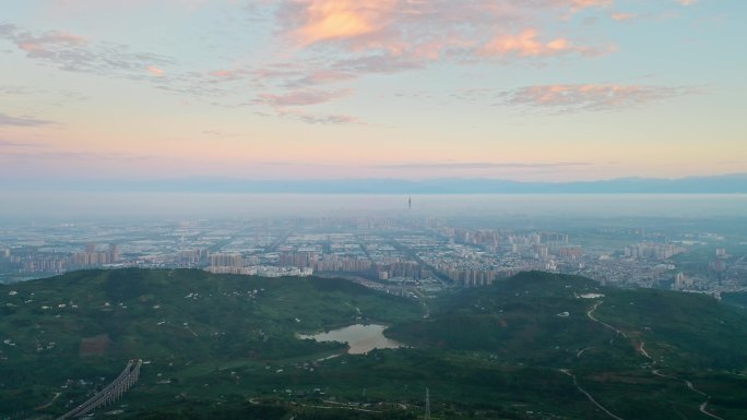 成都龙泉山城市航拍日出