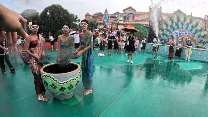 荆州方特狂欢泼水节傣族风情第一人称视角2