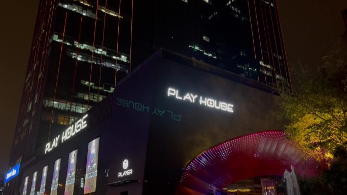 夜空摇夜店playhouse门口人群1