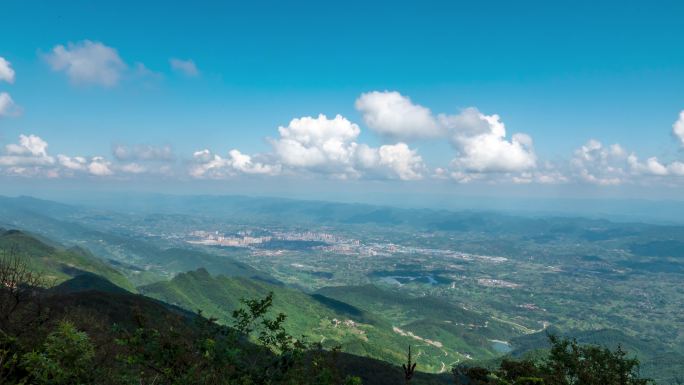 华蓥山邻水县全景