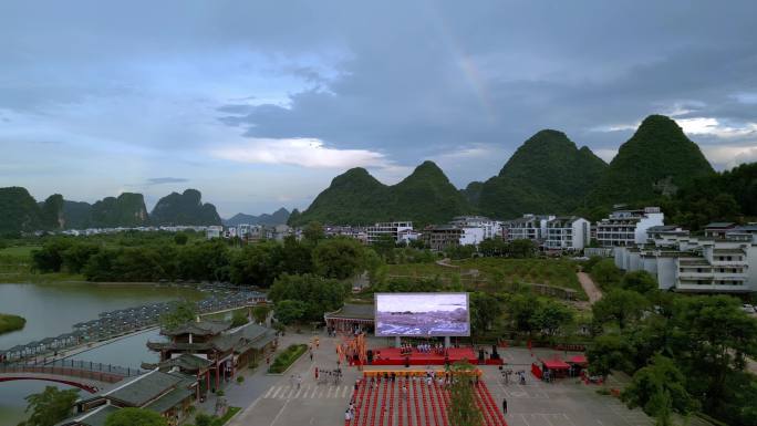 航拍桂林阳朔遇龙河景区活动