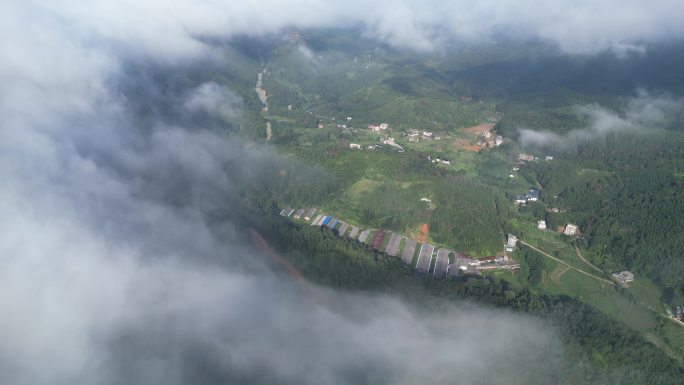 大地云雾风景   唯美仙境