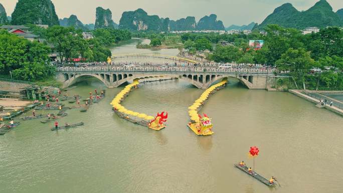 航拍桂林阳朔遇龙河金龙巡游