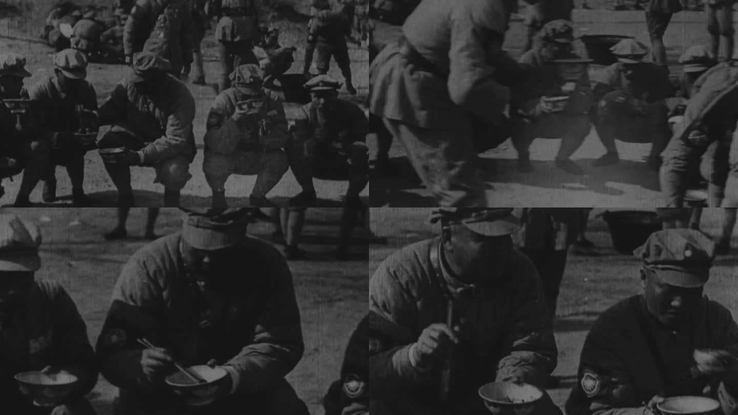 1928年冯玉祥与战士一起抬馒头吃饭
