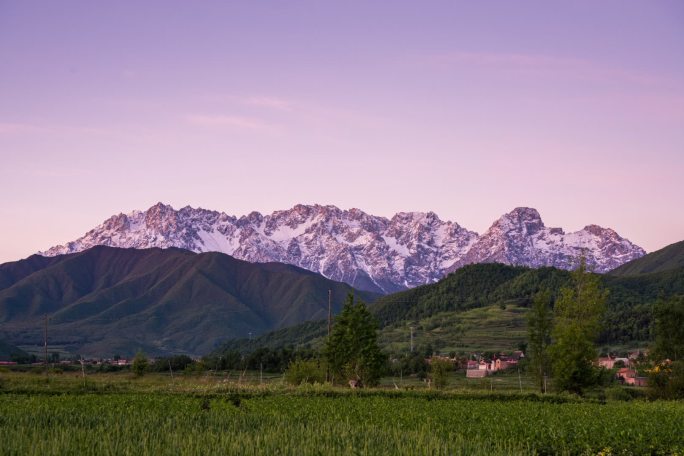 临夏太子山日出延时