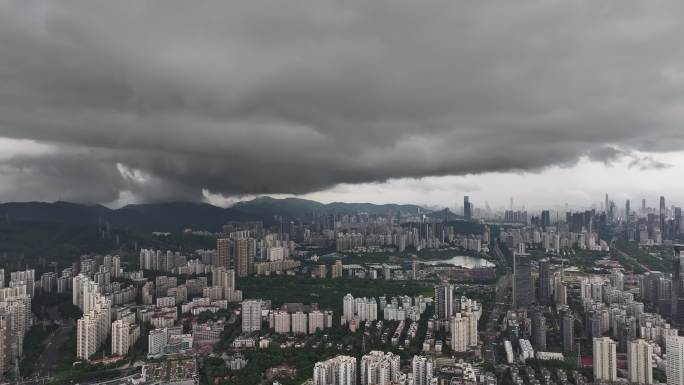 深圳福田区极端暴雨天气航拍