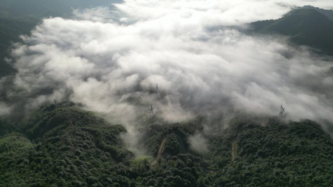 大地云雾风景   唯美仙境