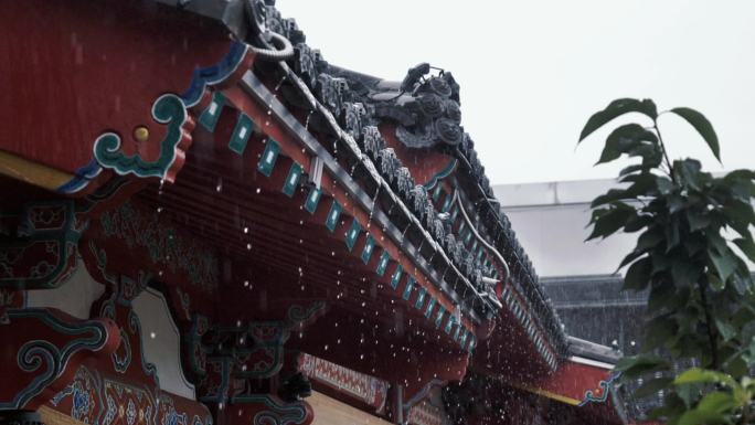 屋檐下雨 屋檐雨滴 古建屋檐 古建雨景