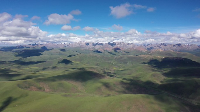 青海高原群山风光