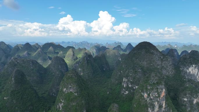 航拍桂林阳朔十里画廊遇龙河山水风光