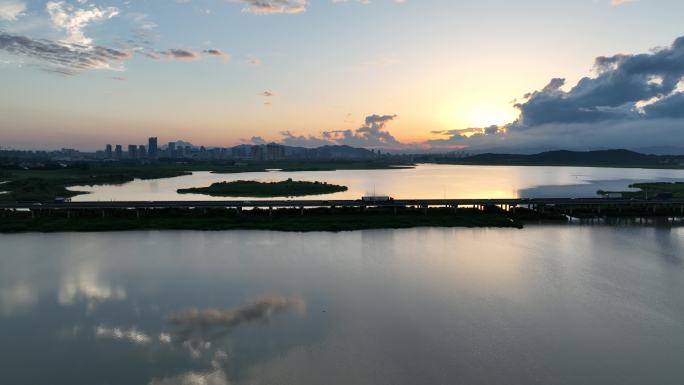 浙江绍兴诸暨高湖湿地夕阳高速公路水利工程