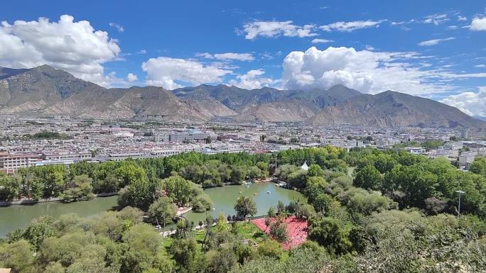 西藏拉萨俯瞰风景实拍