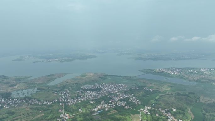 田园乡村航拍鄱阳湖湿地公园农村湖泊田野