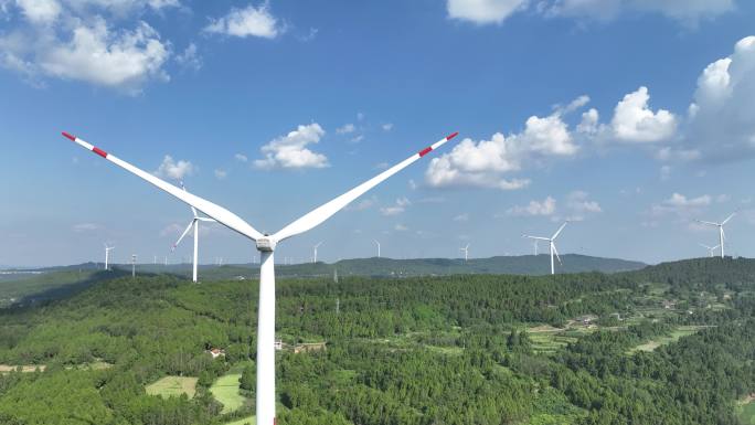风力发电 风车吊装 新能源发电