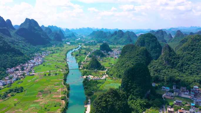 广西阳朔桂林山水甲天下