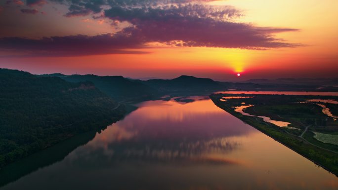 日出太阳照耀祖国山河航拍