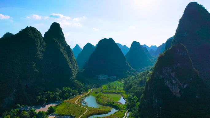 广西阳朔桂林山水甲天下