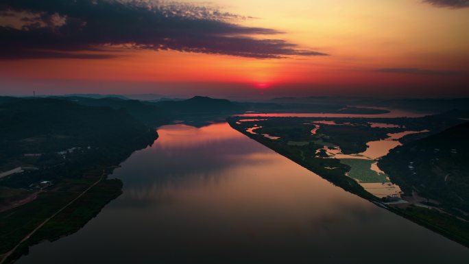 大江大河天际线日出日落