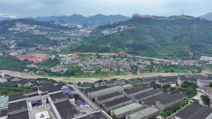 航拍遵义仁怀市茅台镇赤水河畔茅台酒厂厂区