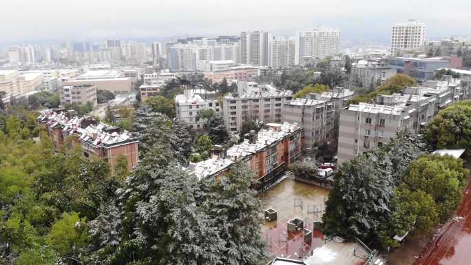 玉溪红塔山雪景