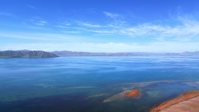 高原湖泊风景