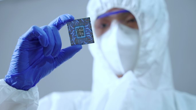 【4K】科研人员科技信息化主板CPU