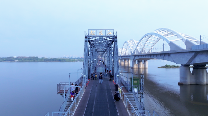 哈尔滨老江桥铁桥