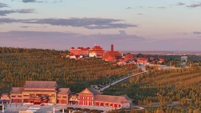 两河圣山旅游风景区