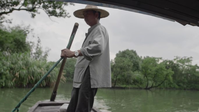 杭州西溪湿地摇橹船