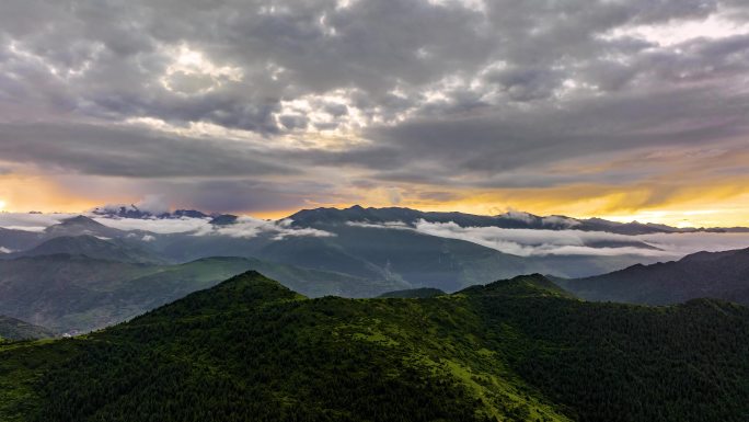 4K延时航拍松潘牟尼沟清晨云海美景