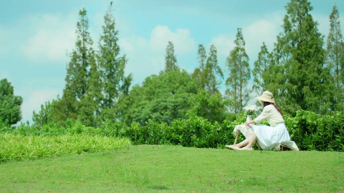 夏日 草地 美女 喝茶 文艺6