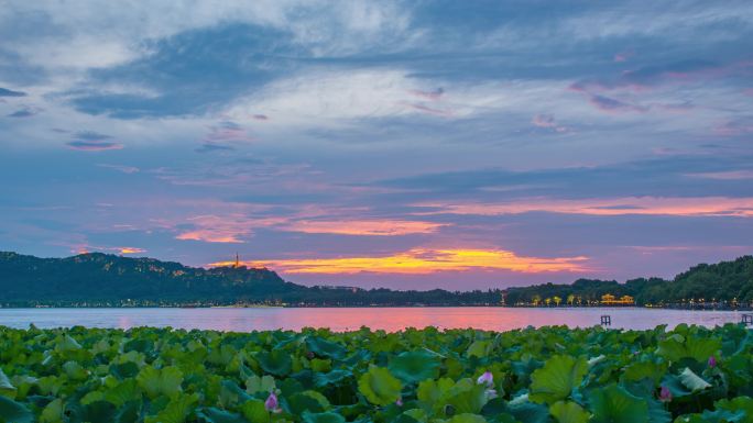 杭州西湖著名景点宝石流霞