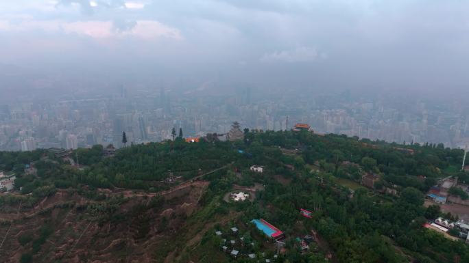 4K云雾烟雨兰山航拍