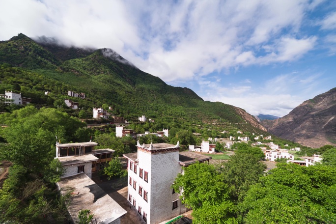 川西中路藏寨延时