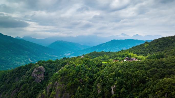 上饶灵山全景云雾