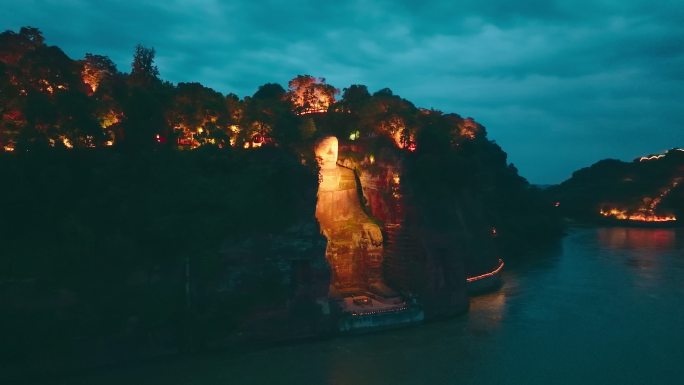 航拍乐山大佛夜景