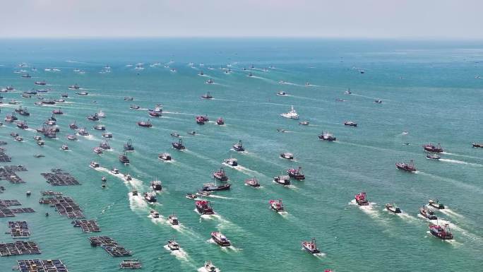 广东阳江开渔节渔船出发航拍