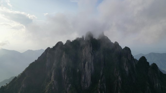 4K高清航拍上饶三清山风光