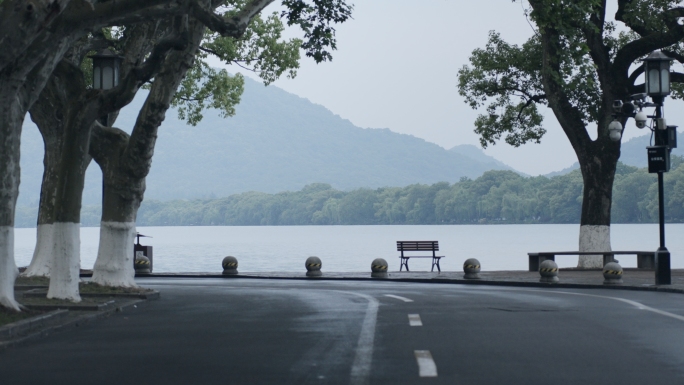 西湖雨后景色