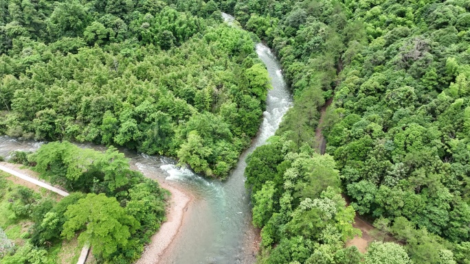 航拍乡村原生态河流