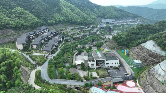 江西上饶葛仙村航拍山区旅游景点乡村风光