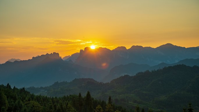 大山日落晚霞延时